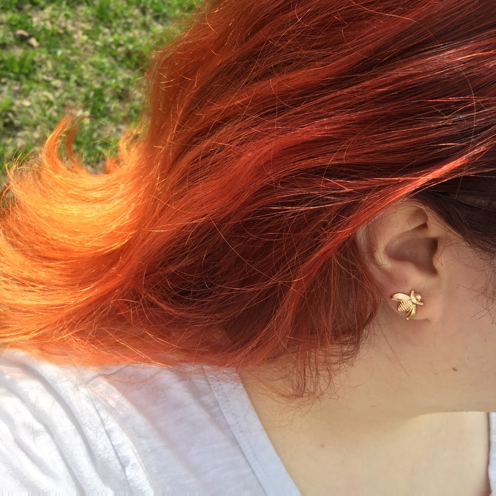 Dainty Bumble Bee Earrings